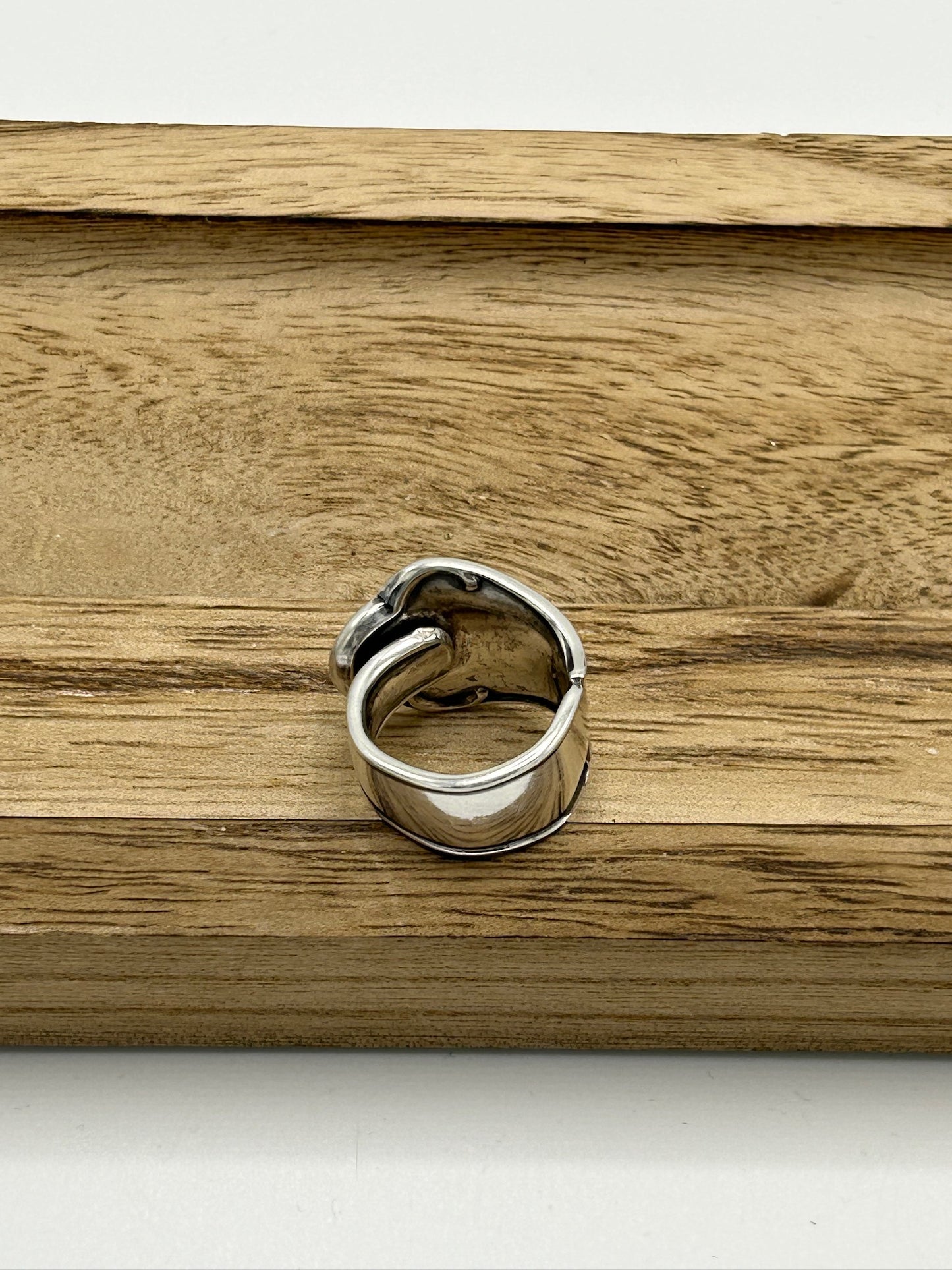 Ring aus 800er Silberbesteck (Stielende eines Teelöffels) #38